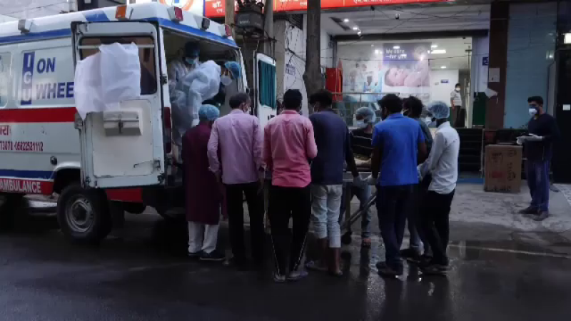 Ambulanță în India