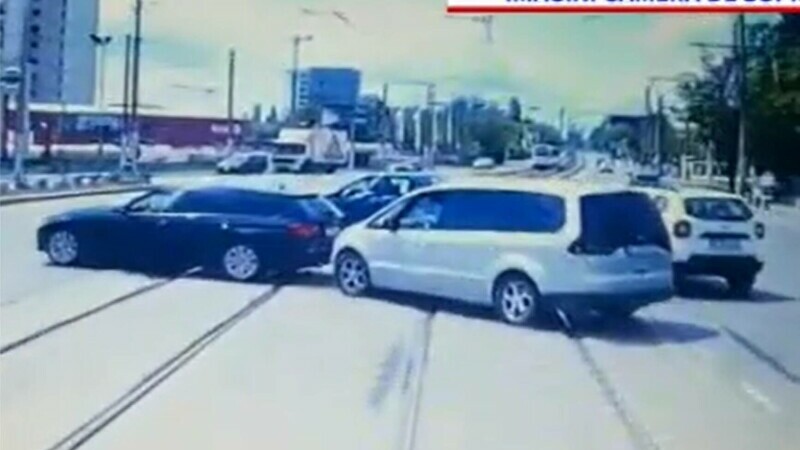 accident tramvai București