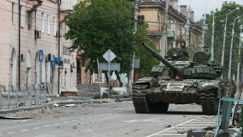 Zelenski: „Rușii pun la cale un masacru în Donbas, încearcă să distrugă orice urmă de viaţă”