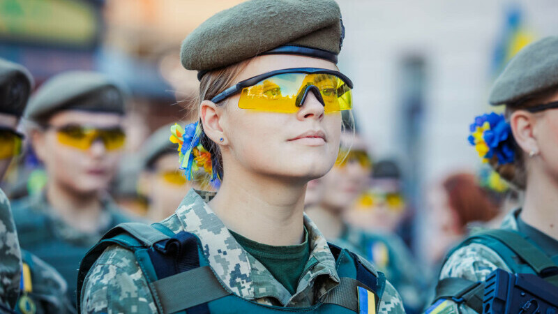 femei armata ucraina