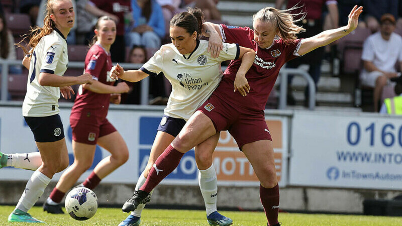 fotbal feminin anglia