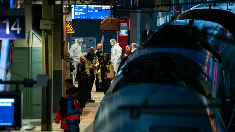 Cel puțin 12 răniți într-un atac cu cuțitul la gara centrală din Hamburg