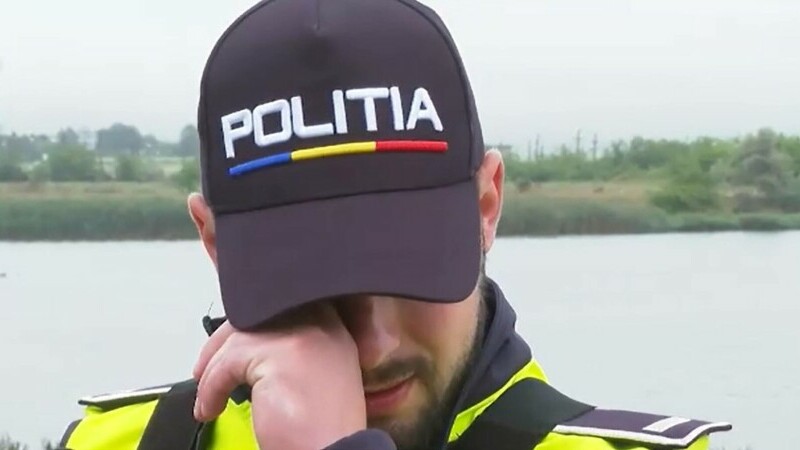 Polițistul care a salvat un băiețel de la înec, din canalul Dunăre-Marea Neagră, a izbucnit în lacrimi