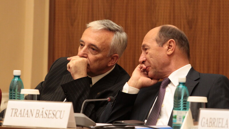 Mugur Isarescu si Traian Basescu
