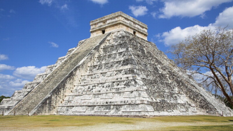 Descoperire piramidă mayașă