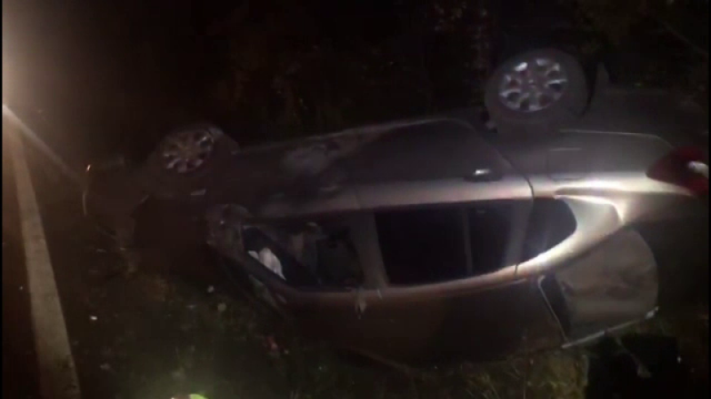 Mașină aruncată în șanț, după ce a fost izbită de un șofer băut pe DN 72. Ce alcoolemie avea