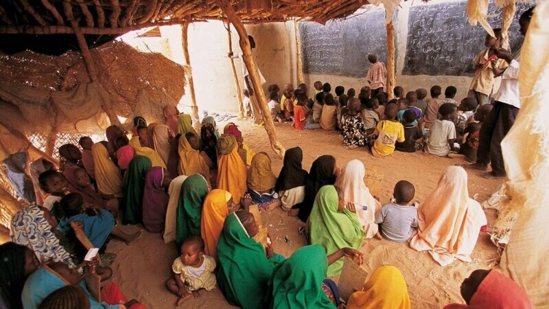 Incendiu violent într-o școală din Niger. Cel puțin 25 de elevi au murit
