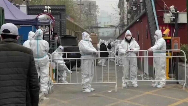 China, record de cazuri zilnice de COVID de la începutul pandemiei. S-a depășit vârful din aprilie