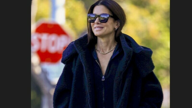 Cum a fost surprinsă Sandra Bullock la trei luni după moarte partenerului ei, Bryan Randall
