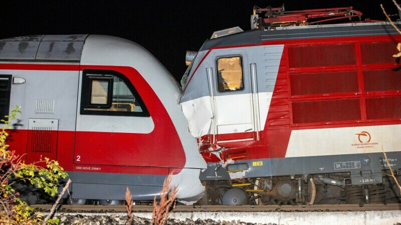 accident trenuri slovacia