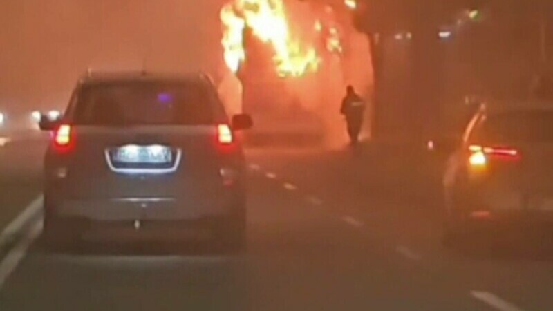 autobuz incendiu bacau