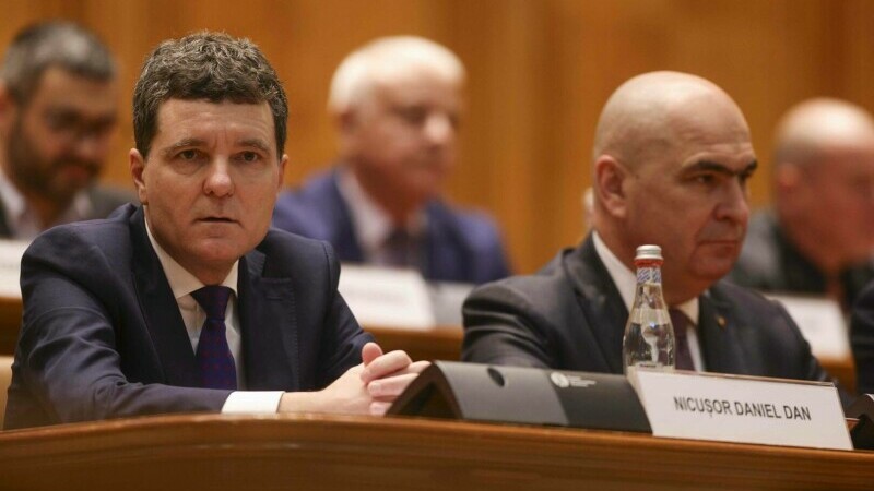 Nicuşor Dan, Parlament, Ilie Bolojan