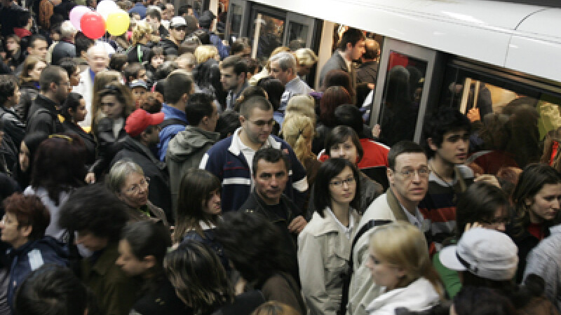 Cum scapi de aglomeratia la metrou?
