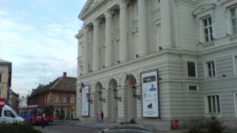Teatrul Ioan Slavici din Arad