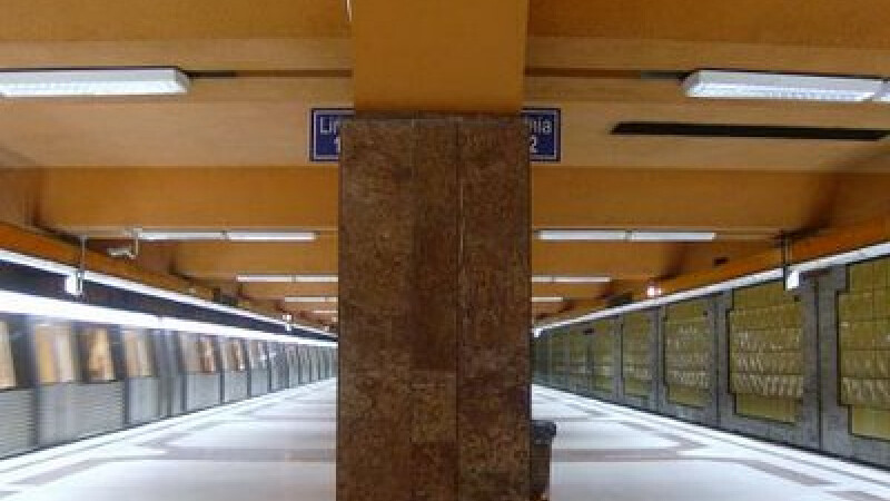 Statia de metrou Tineretului