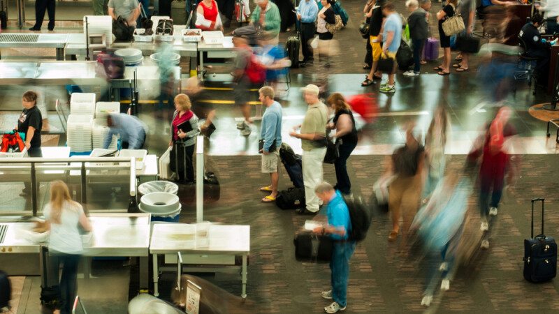 controlul bagajelor pe aeroport