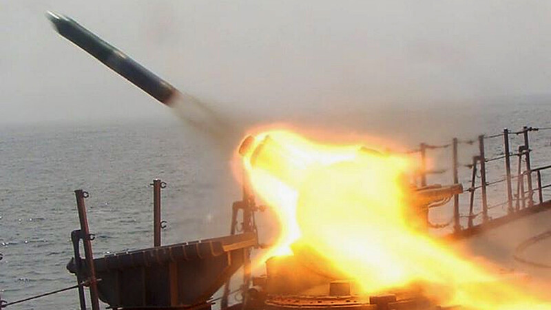 racheta ruseasca lansata de pe o nava