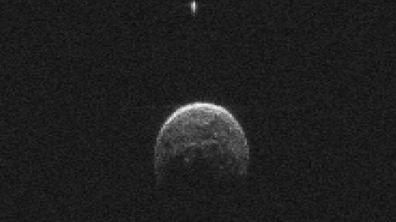 Astronomii romani au determinat compozitia unui asteroid cu potential de pericol pentru Pamant