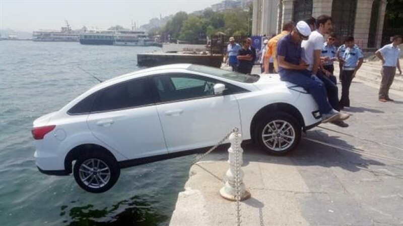 masina salvata Istanbul