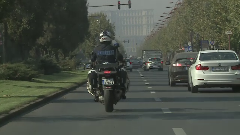 politist pe motocicleta