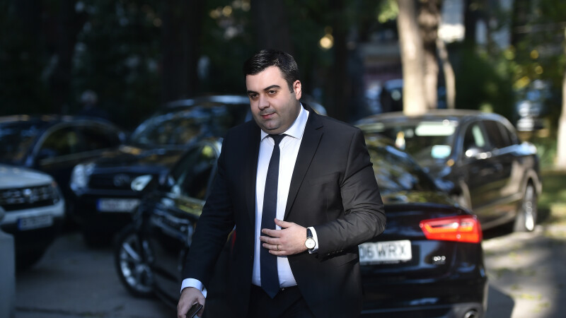 Razvan Cuc Razvan Cuc