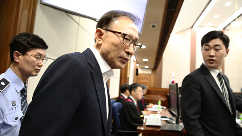 Fostul preşedinte sud-coreean Lee Myung-bak, condamnat la 17 ani de închisoare. Ce a făcut