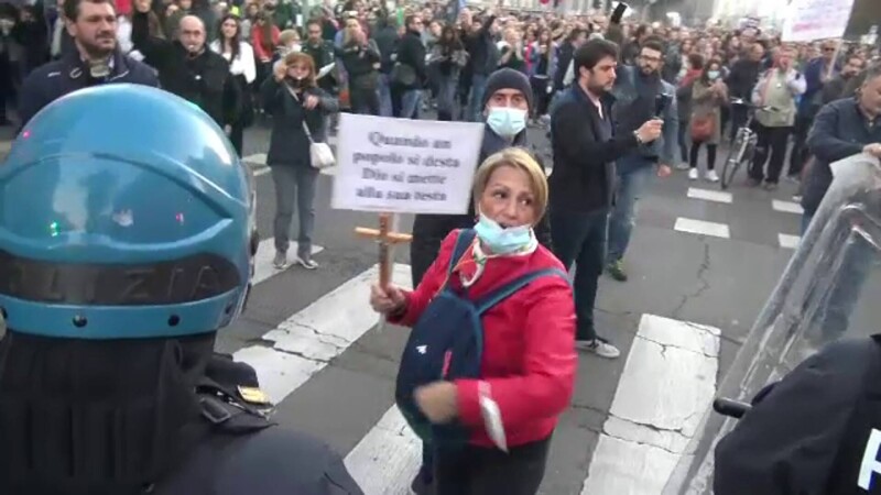 proteste italia certificat