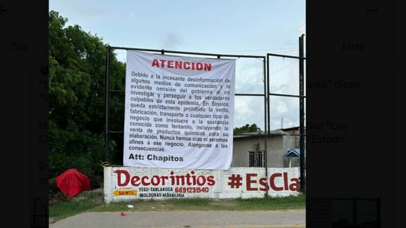 Fiii traficantului El Chapo au afişat bannere