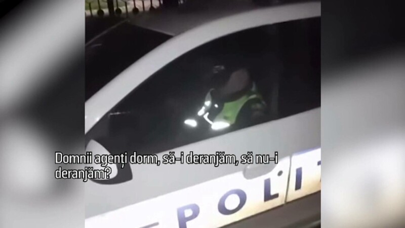 politisti dormind