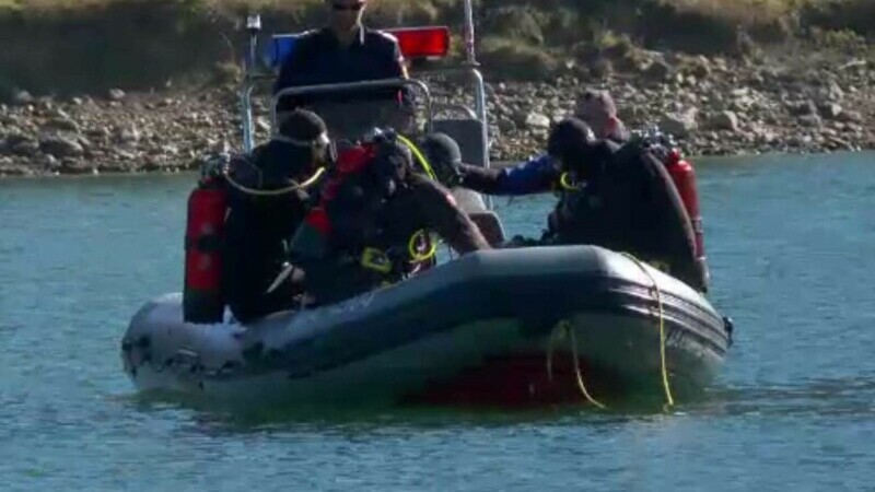 Scafandrii de la mare se antrenează la munte, pe lacul Colibița. Care e rolul antrenamentelor