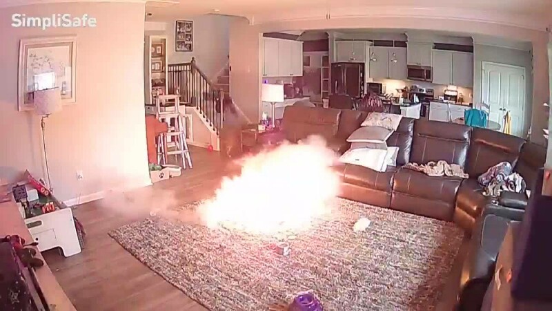 C&acirc;ine explozie sufragerie