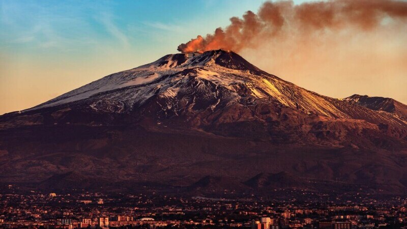 vulcanul etna