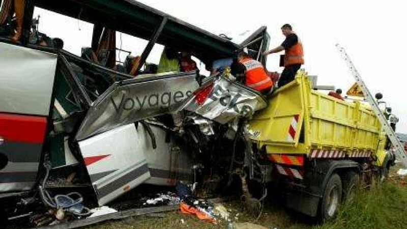 16 morti si 32 raniti intr-un accident rutier in Turcia