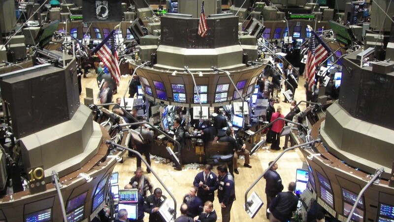 Wall Street, investitorii isi pierd curajul in asteptarea planului salvator