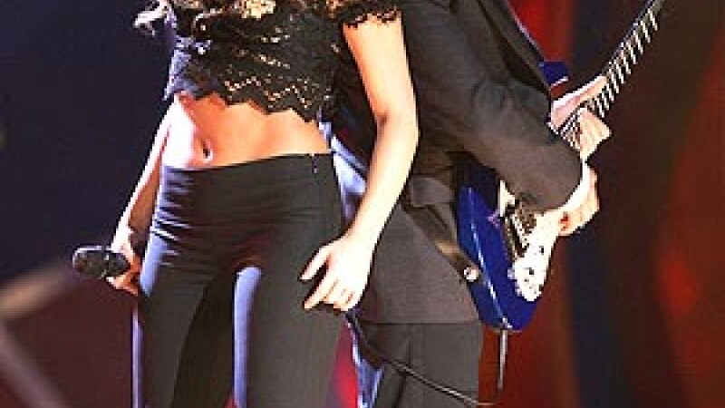 Shakira si Alejandro