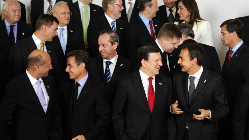 Poza de grup la Summitul UE din 2009