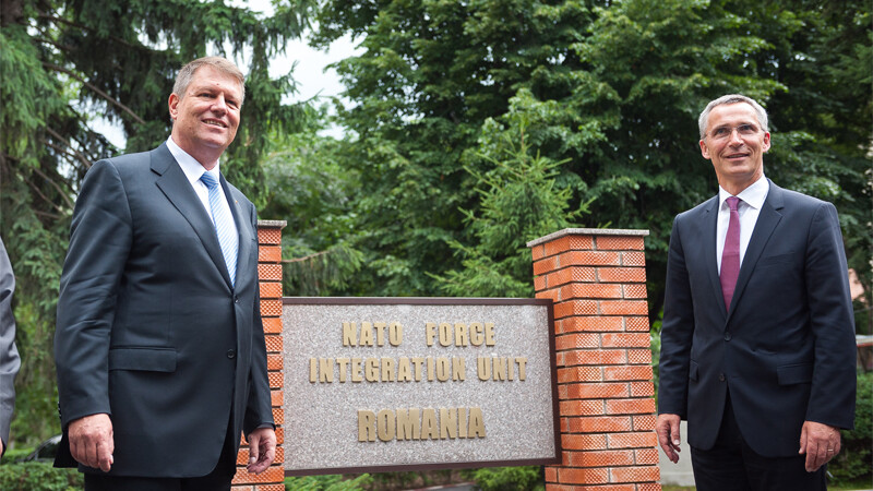 Iohannis si Jens Stoltenberg, comandament NATO Romania
