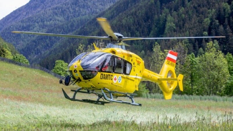 Doi tineri din Maramureș au murit după ce au căzut într-o prăpastie în Austria
