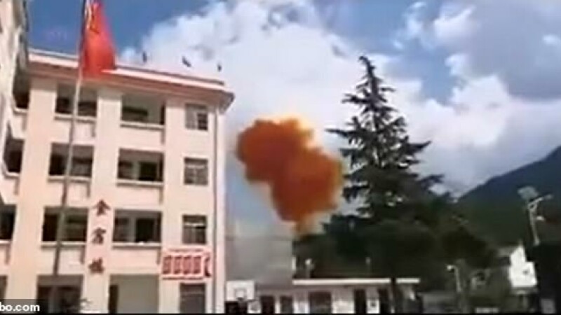 racheta explozie china
