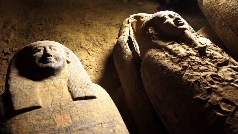 Arheologii au descoperit 13 sicrie misterioase într-o fântână din Egipt. Ce se află în ele. VIDEO - 4