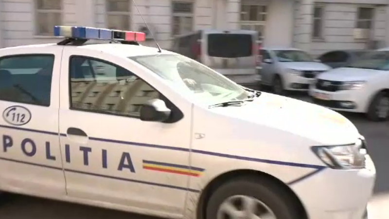 Bărbat din Voluntari, căutat de polițiști după ce a tras un foc de armă într-un centru comercial