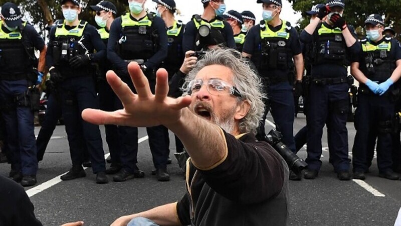 Arestări la Sydney şi Melbourne, după manifestaţii împotriva restricţiilor - 3