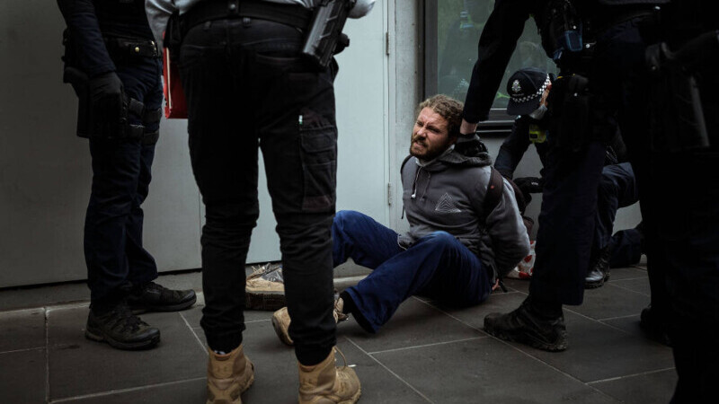 protest Melbourne arestati