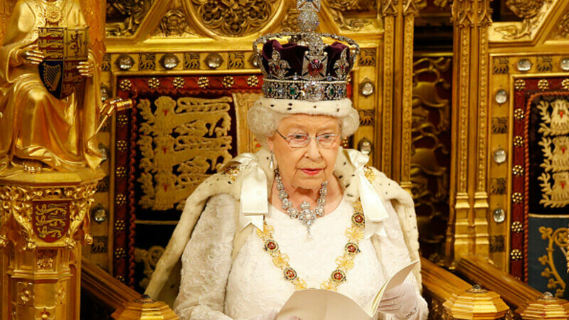 Regina Elisabeta a II-a a Marii Britanii - 21
