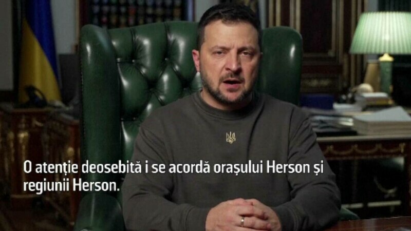 Volodimir Zelenski acuză tirurile de artilerie ale rușilor către Herson. „Brutalitate aparte, cu artilerie și bombe ghidate”