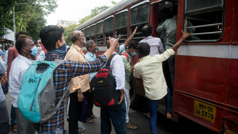 autobuz India