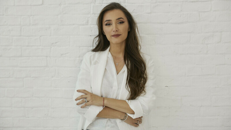 Analiză ParentED: Numărul copiilor din România cu părinți plecați la muncă în străinătate, în scădere cu 17%