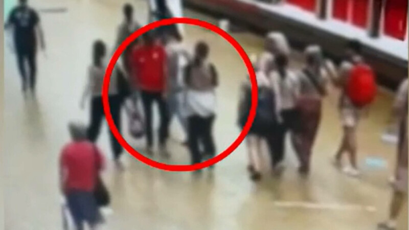 minora agresata gara de nord