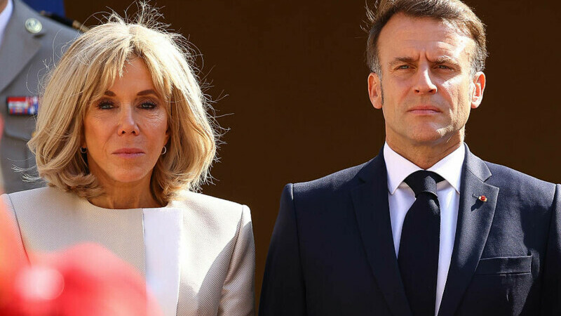 Emmanuel și Brigitte Macron