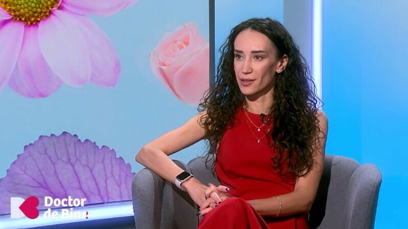 (P) Irina Bârcă, medic primar oftalmolog în cadrul Rețelei de Sănătate Regina Maria - soluții de oftalmo-estetică